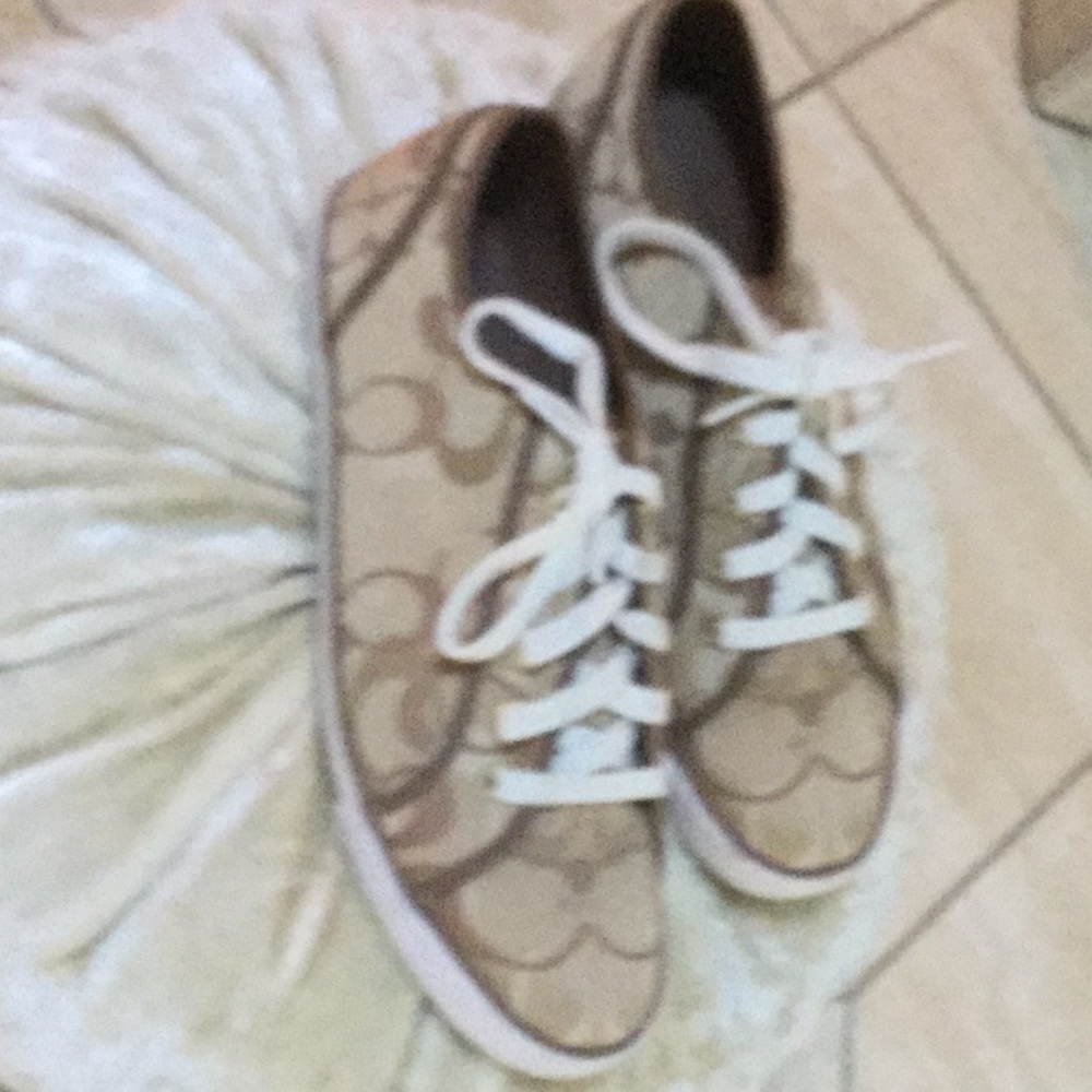 Coach athletic shoes - Picture 3 of 3